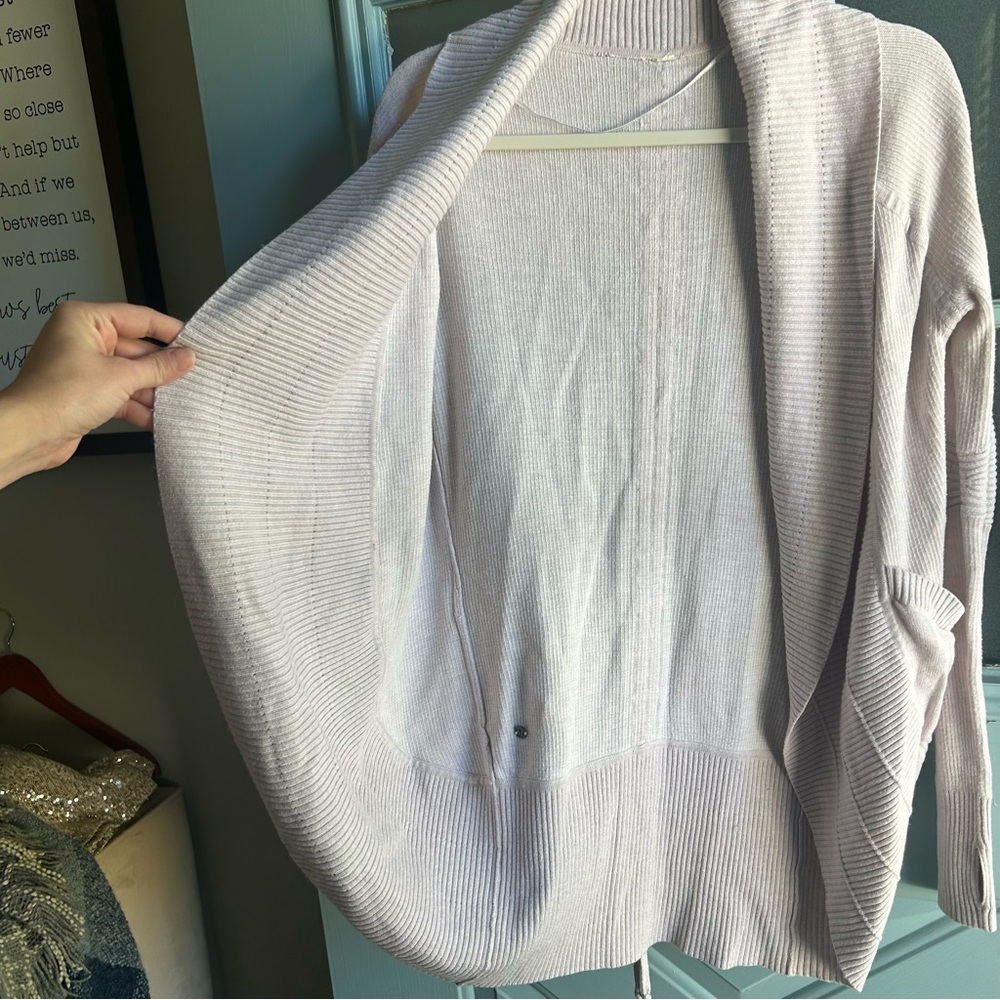 Lululemon Cardigan Sweater Transformation Wrap Thumb Hole Heathered Dune Beige 4 - Picture 12 of 14